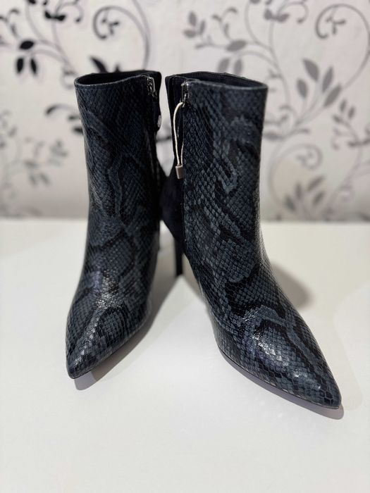 Чобітки  жіночі Geox, 36р