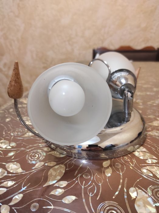 Продам дві люстри