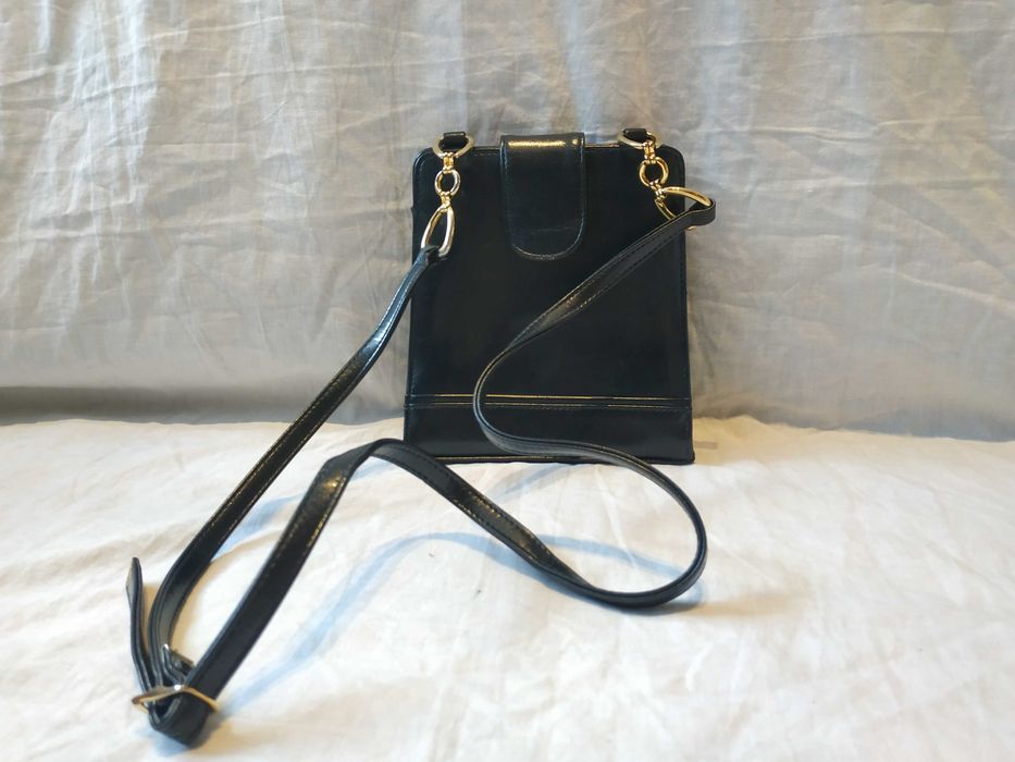 Japelle by Jane Shilton torebka czarna na pasku torba