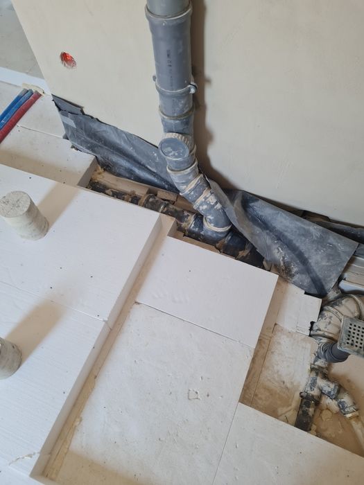 Ogrzewanie podłogowe, styropian, CWU na rozdzielaczu