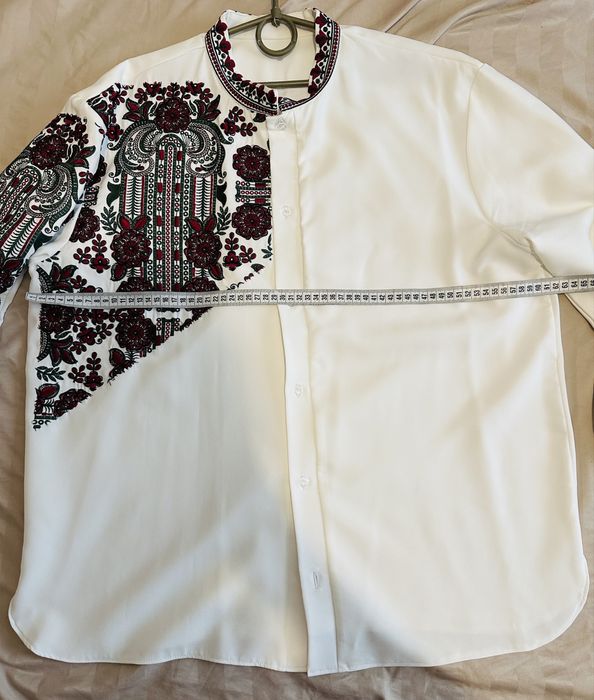 Чоловіча вишиванка, стильна вишита чоловіча сорочка