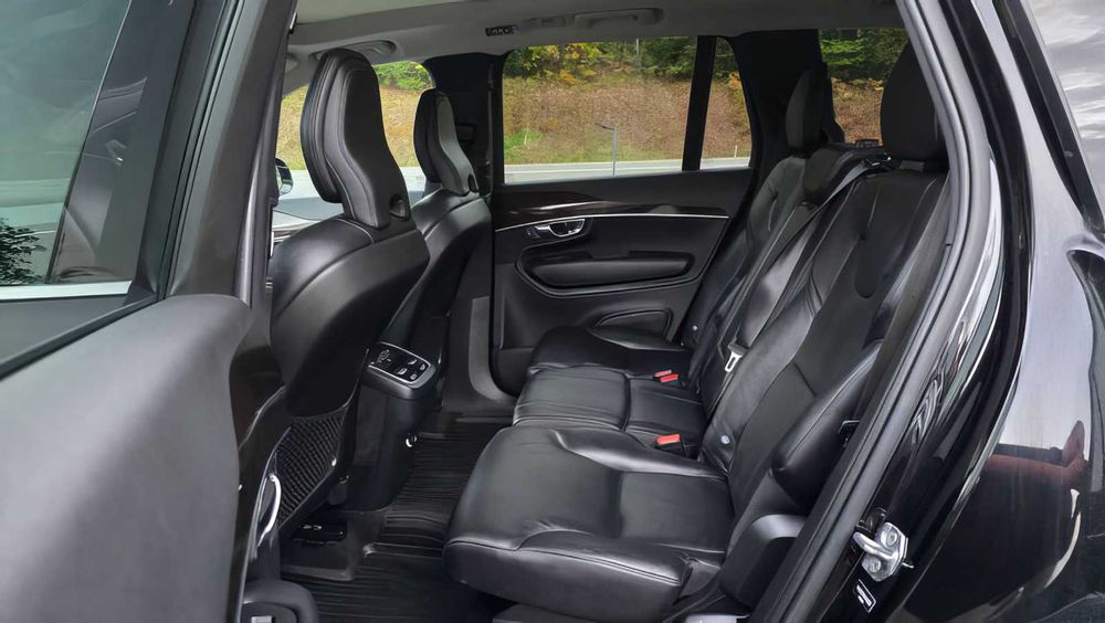 Volvo XC90 T6 Momentum      2019