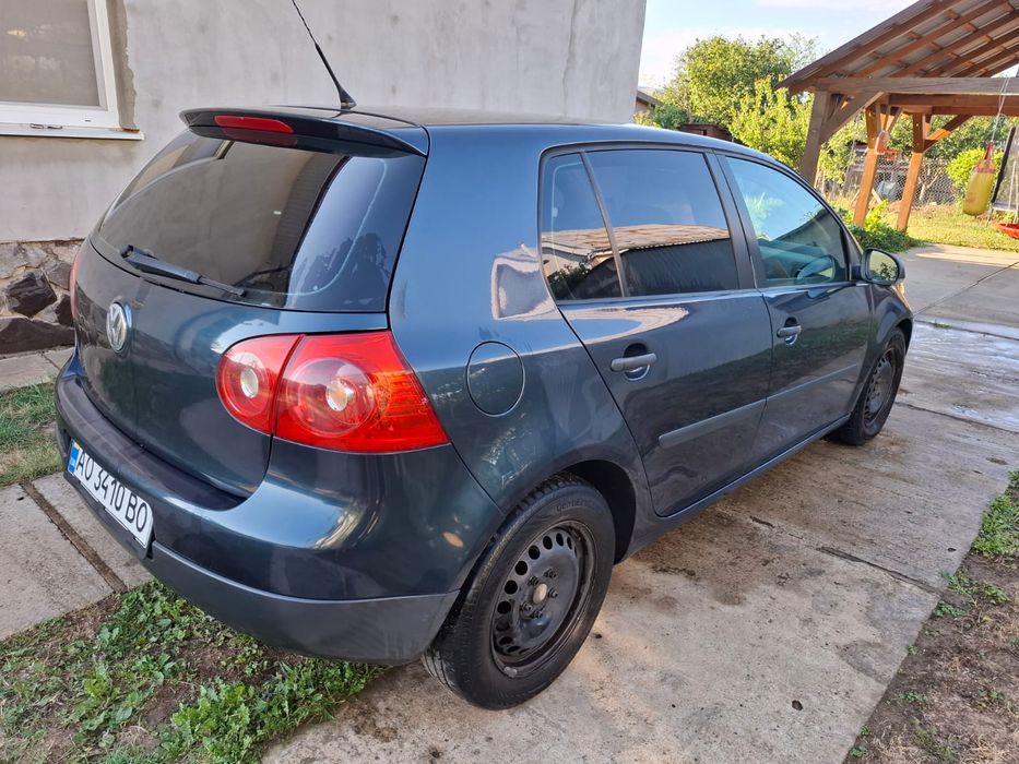 Volkswagen golf 5
