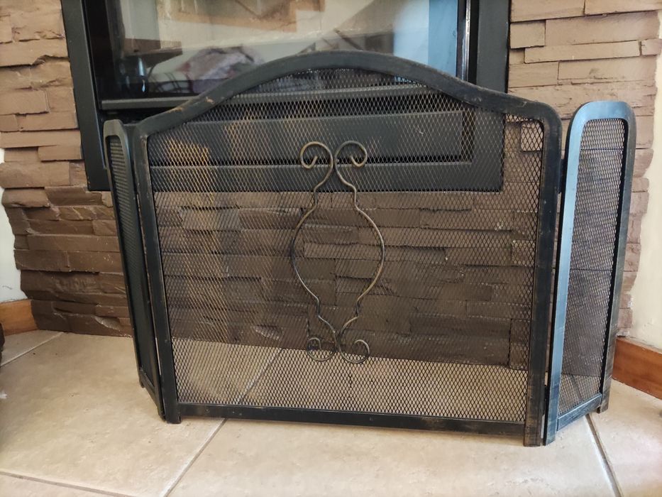 Grelha rústica para lareira