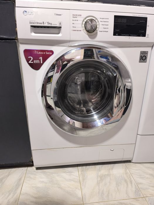 Máquina de lavar e secar LG