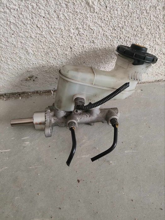 Sprzedam pompe hamulcową