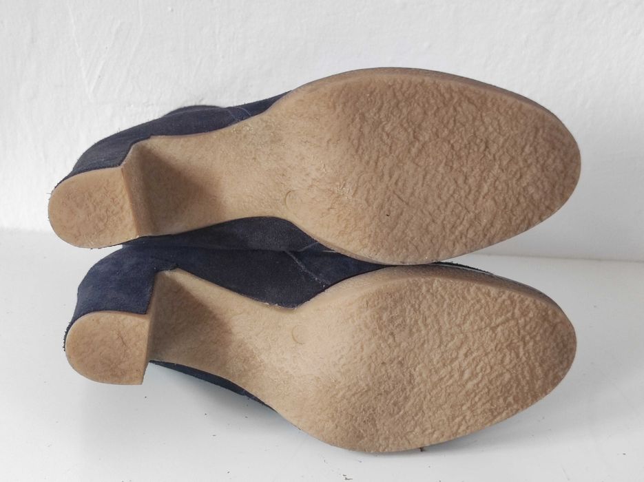 - Lasocki - Zamszowe botki r. 38