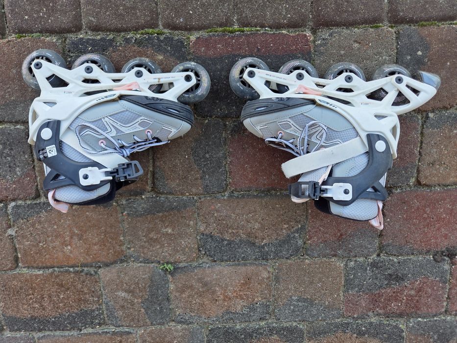 Łyżworolki roz regulowany od 32 do 35