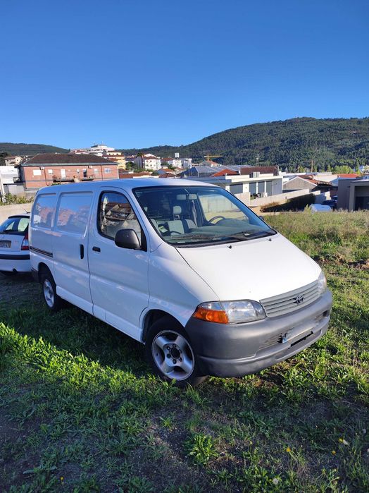 Toyota Hiace 3 lugares