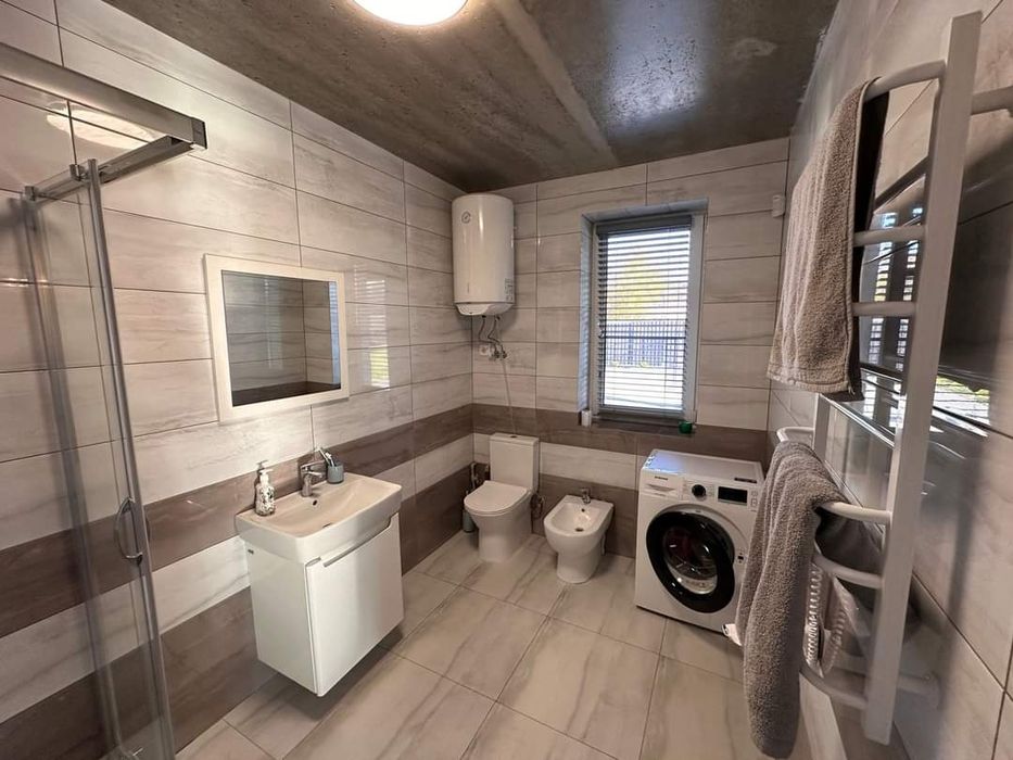 Оренда будинку, басейн, хамам