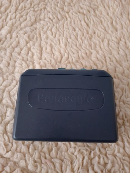 Walkman Panasonic model RQ-E27V