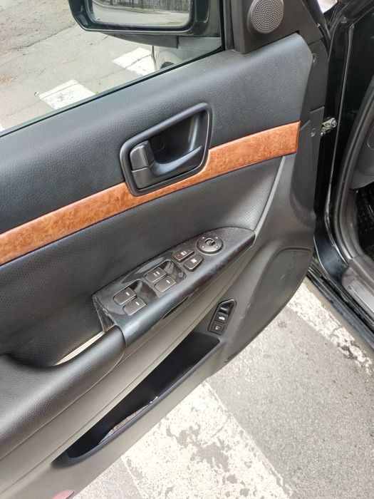 Продаю Hyundai Sonata