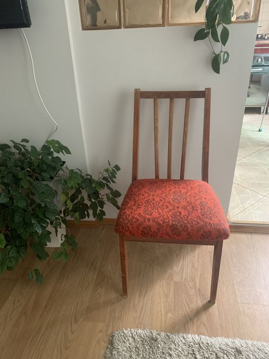 Продам стілець радянського виробництва