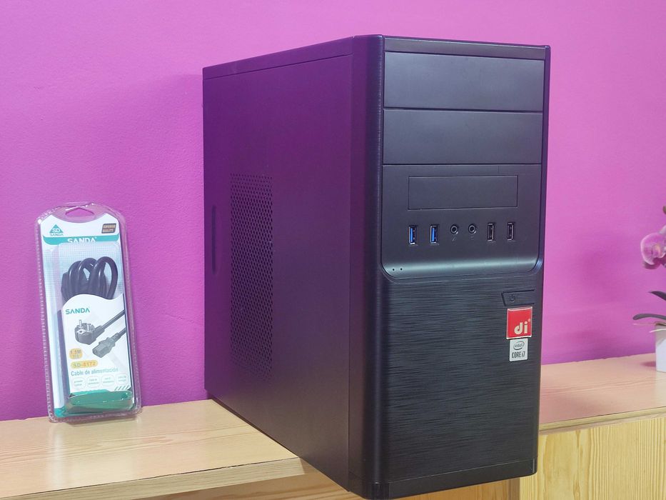 PC ASUS i7-10700/16GB/SSD 512GB/HDMI Computador
