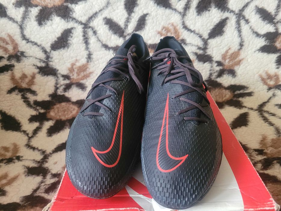 Super sportowe korki piłkarskie Nike Phantom GT Pro AG Pro wkł.30 cm