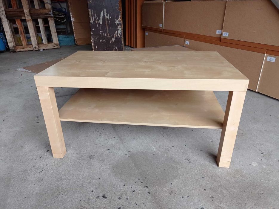 meble do sklepu z bielizną