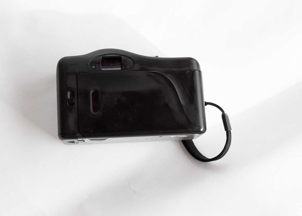 Máquina Fotográfica analógica (ler descrição )35mm Point-and-shoot PRO