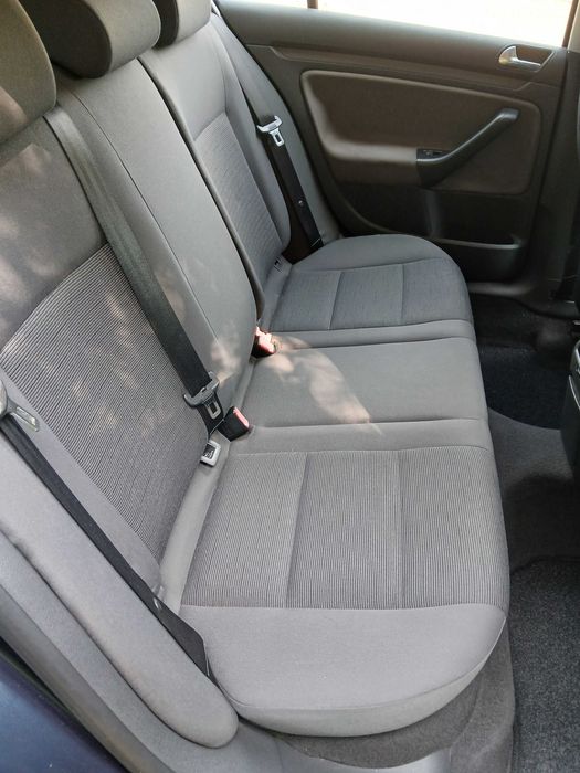 Volkswagen Golf V 1.4 Fsi 90 cv : Fiável, Económico e Pronto a Circular