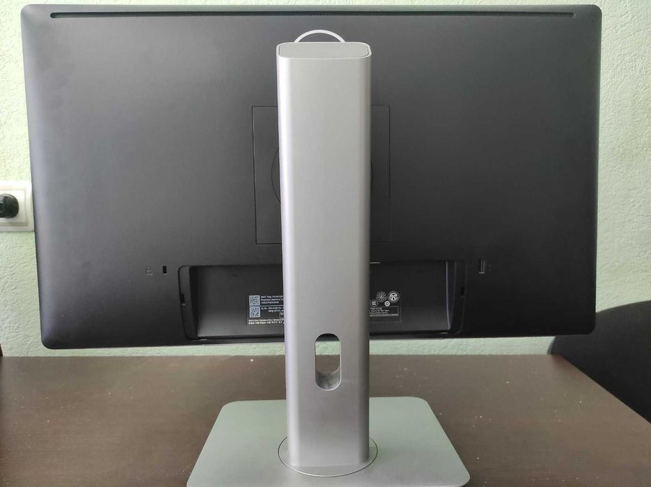 Монитор 23" Dell P2314Ht