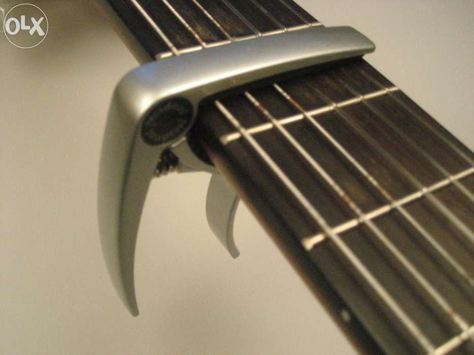 Capo / Capotraste / Transpositor para guitarra clássica