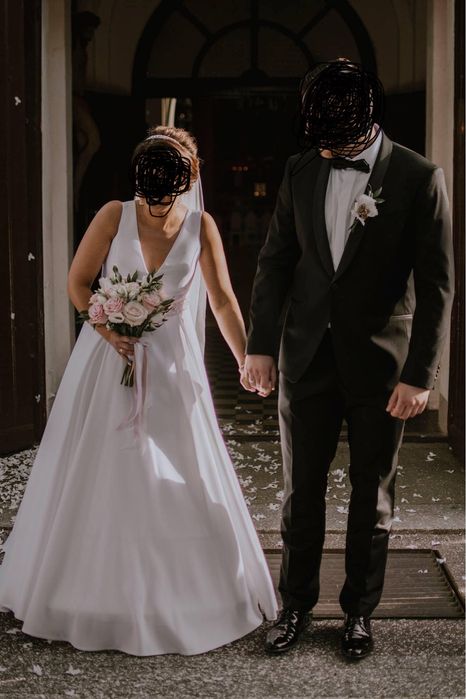 Suknia ślubna z trenem rozmiar 38