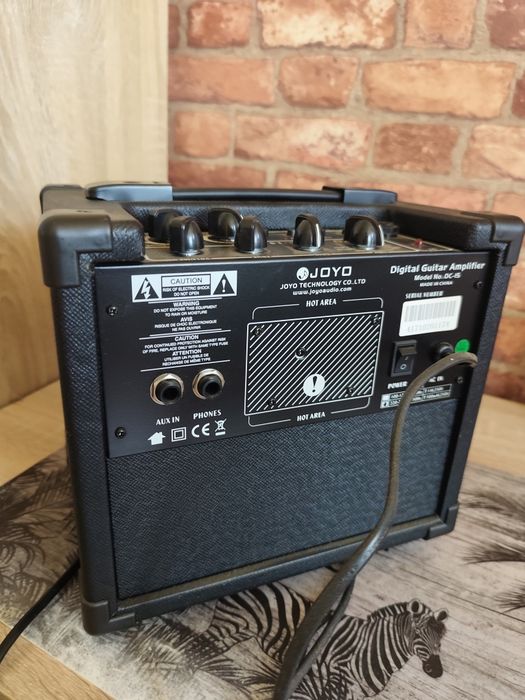 Joyo wzmacniacz gitarowy 15W,stan jak nowy.
