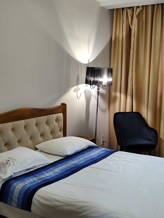 1-но кім. квартира. Угорська 12, Стуса, Червоної Калини 9, центр, КУ.