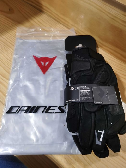 Luvas Dainese - tamanho M - Novas 50€