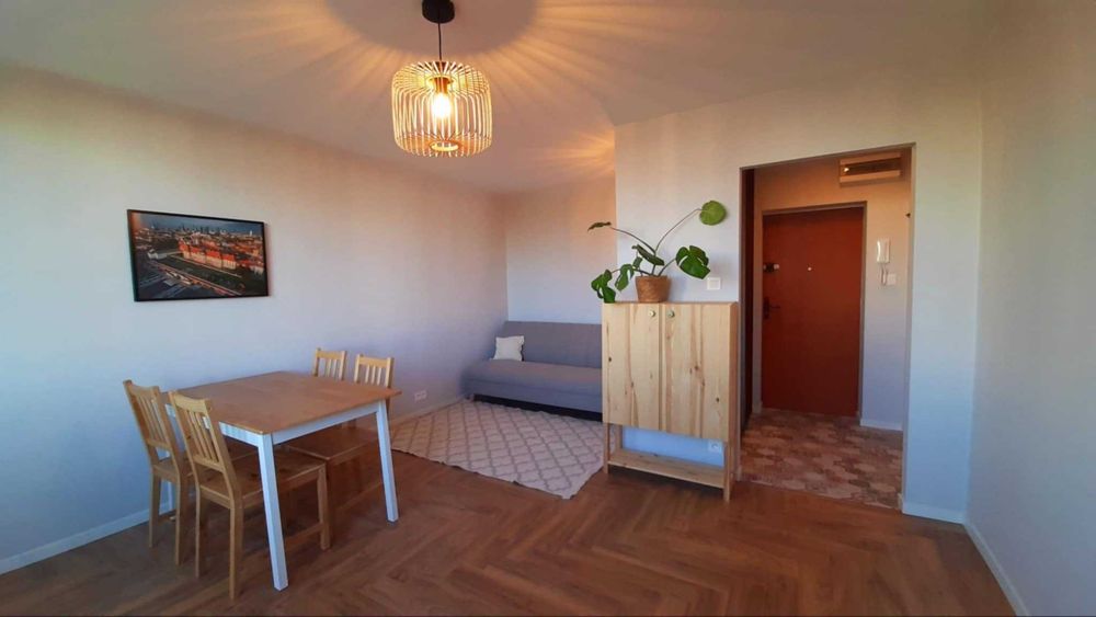 Do wynajęcia – komfortowa kawalerka 30 m² przy metrze Bródno