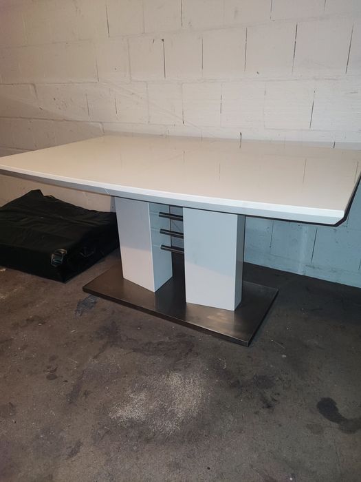 Продам Обідній стіл Bomuli, Кухонний стіл