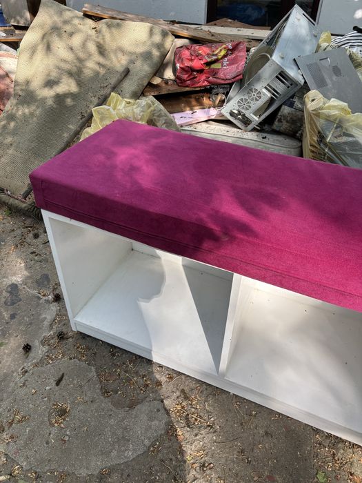Lawka z siedziskiem i polkami 160 cm - nie IKEA