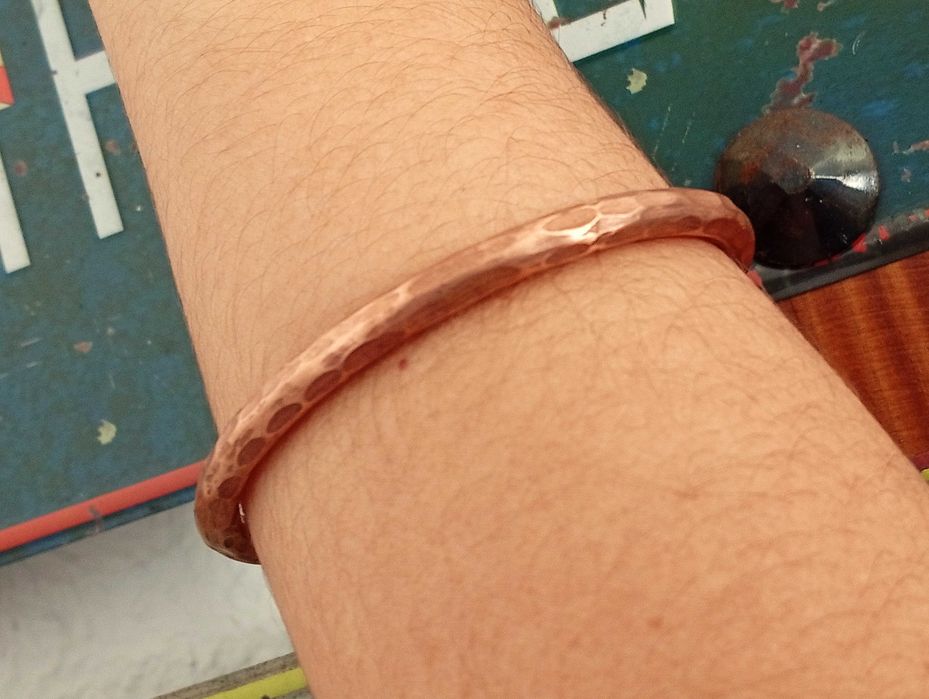 Pulseira artesanal de cobre verdadeiro, feitas por mim. Terapeutica e energética