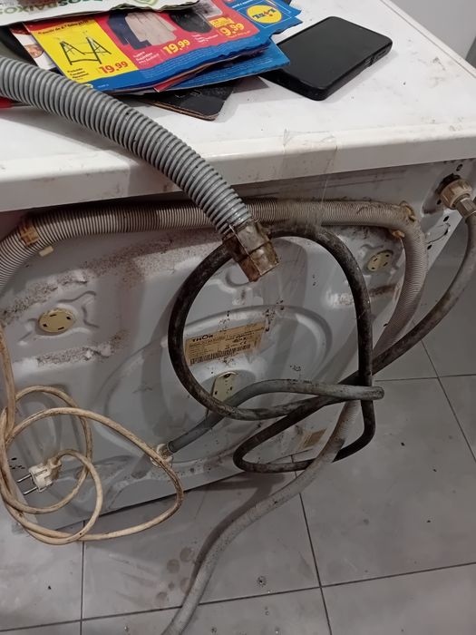 Em bom funcionamento Maquina  de lavar roupa 5kg