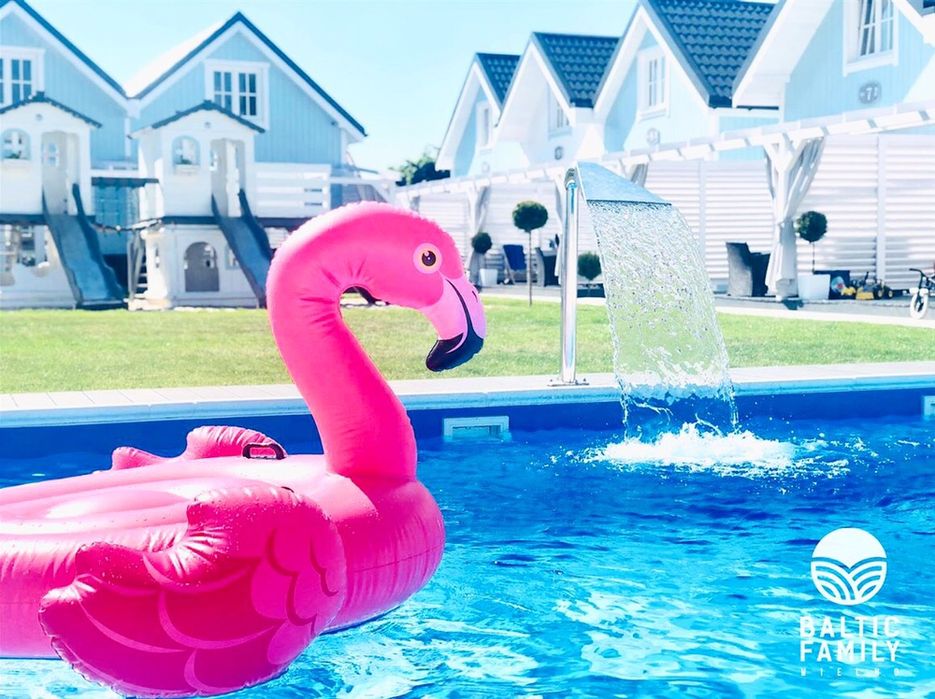 Domki nad Morzem z Basenem Wielkanoc Wakacje Wczasy Noclegi Mielno Bon