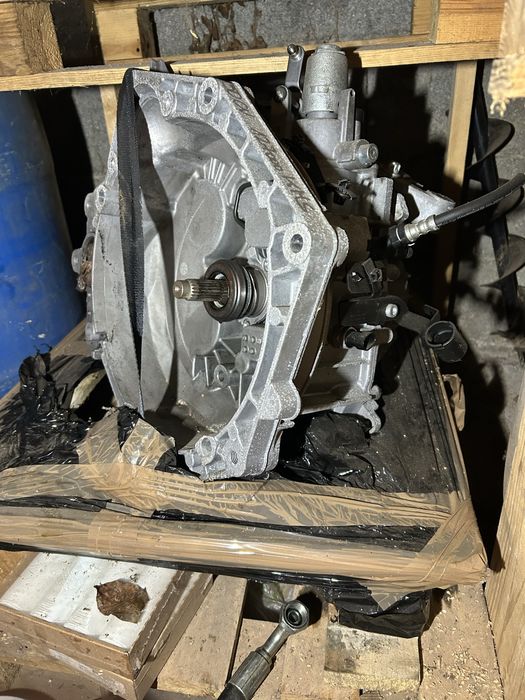 Caixa velocidades m32 astra