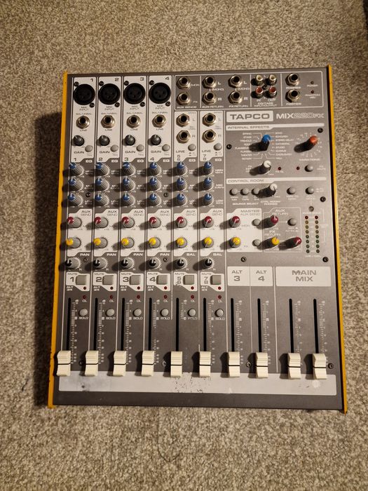 Mixer Tapco Mix220fx