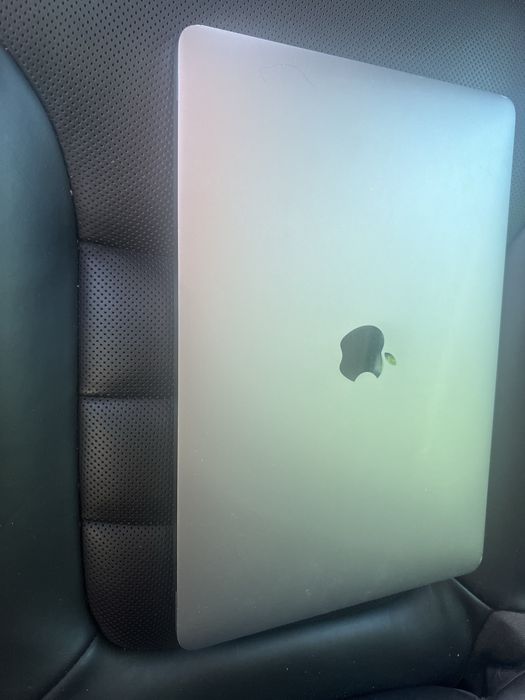 2016 MacBook Pro 13"474248455474401283