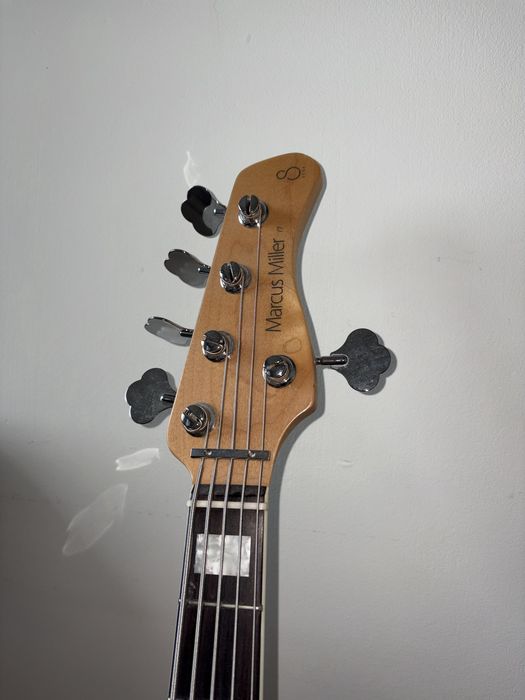 Gitara basowa Sire Marcus Miller V7 2nd Gen 5 strun