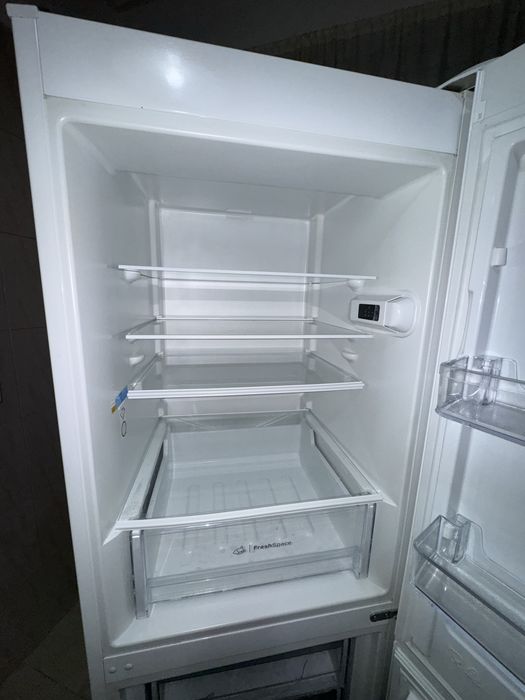 Frigorífico Combinado INDESIT LI7 S1E W
