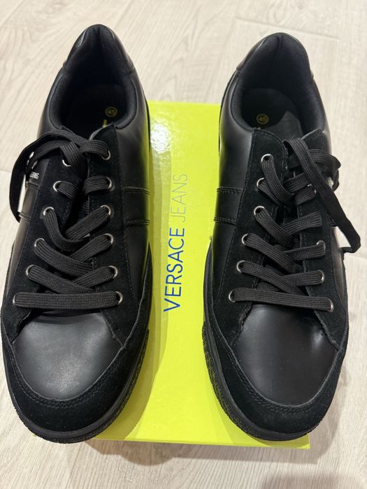 Versace кросівки