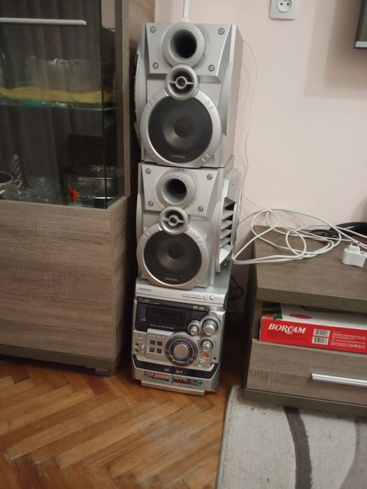 Продам музикальний центр