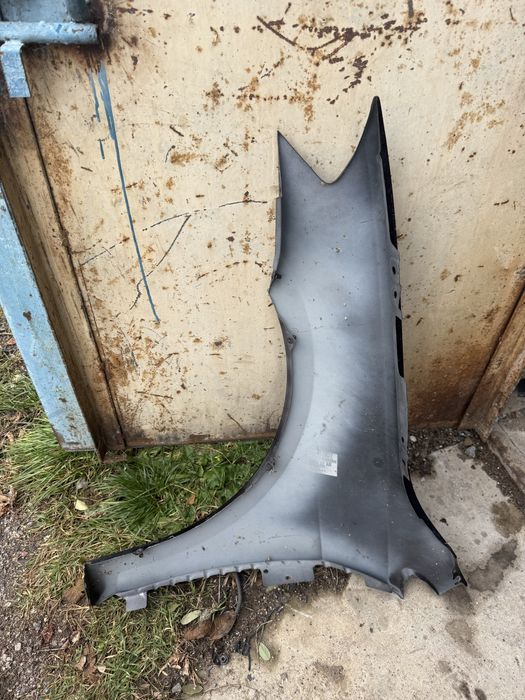 Крыло передне праве гольф 7
