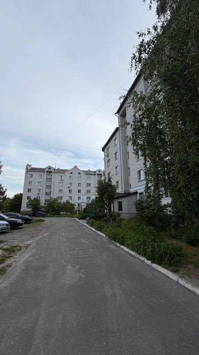 Вигідна ціна за 1к квартиру, 57м2. Перший поверх. Терміново.