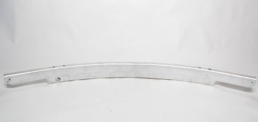 TESLA MODEL 3 усилитель переднего бампера шина