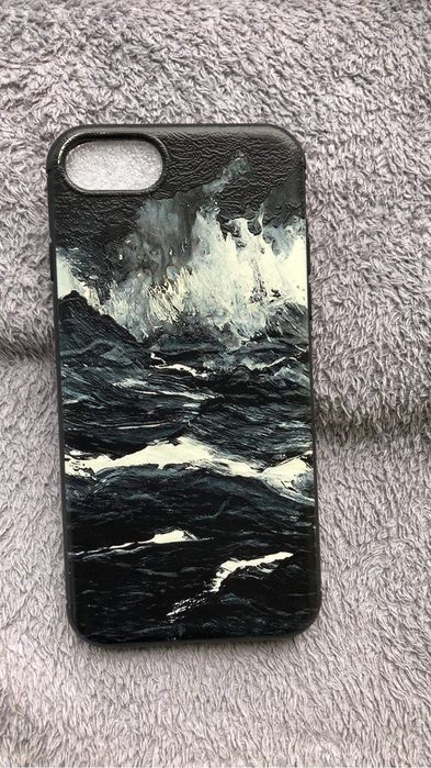 Чехлы на телефоны новые