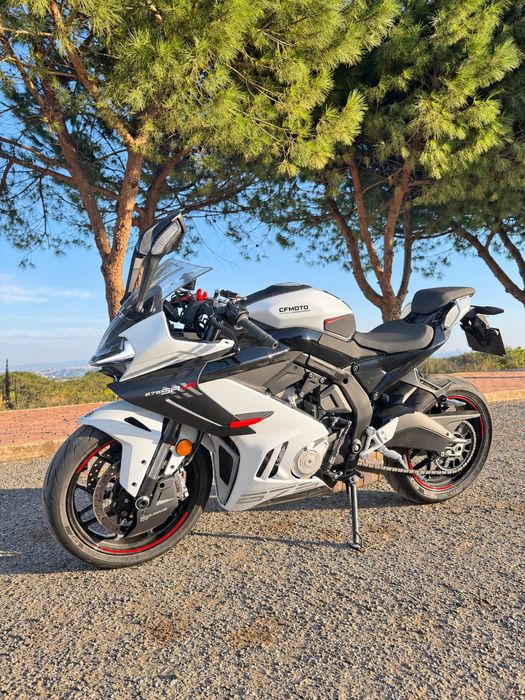 CFMOTO 675SR-R | Como nova | 10/2025 | 5000km