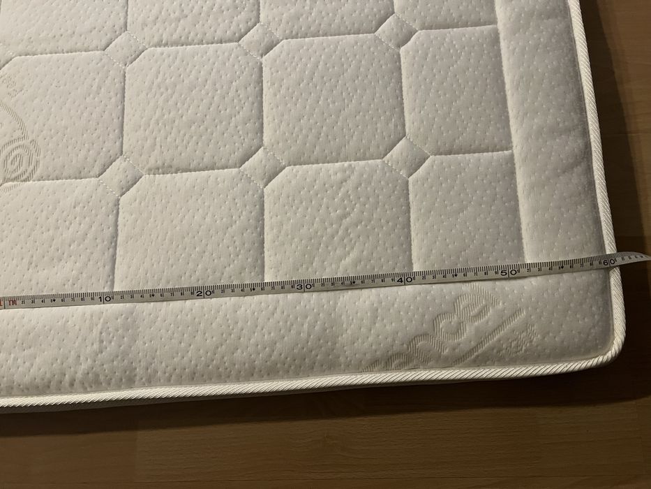 Sprzedam materac zabezpieczający