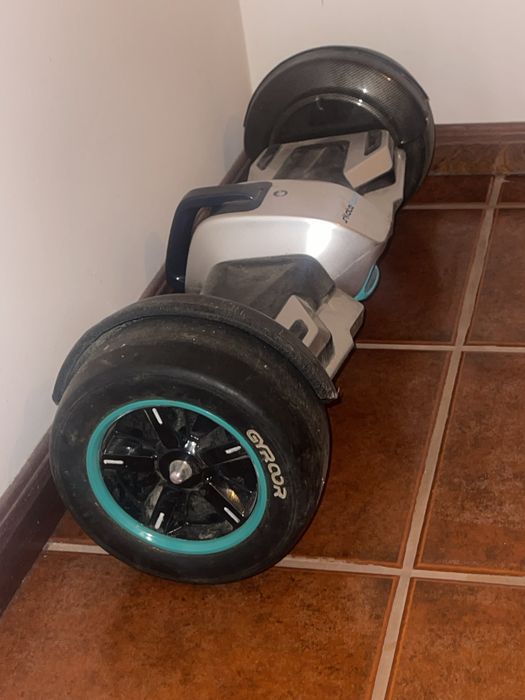 Hoverboard Gyroor F1 (Skateflash) Troco por portátil.
