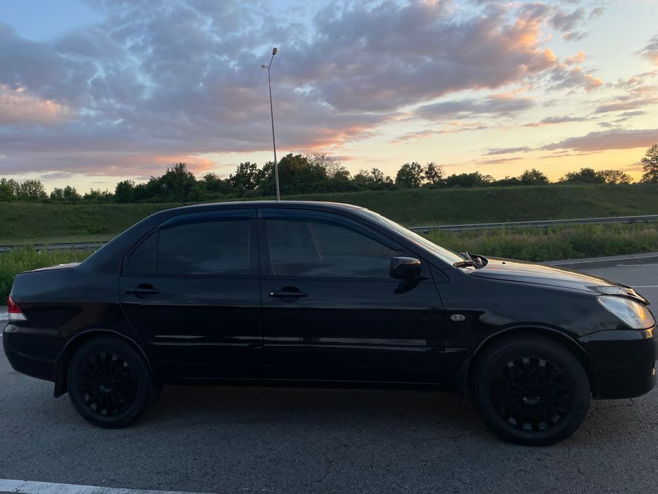 Авто Лансер 9 Mitsubishi Lancer 9