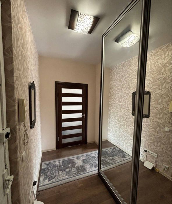 Продаж 1-кімнатної квартири | вул. Куліша (ближній центр)